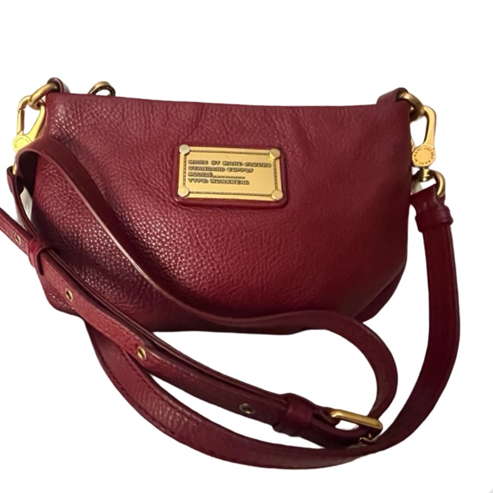 Marc By Marc Jacobs Burgundy Leather Shoulder Bag